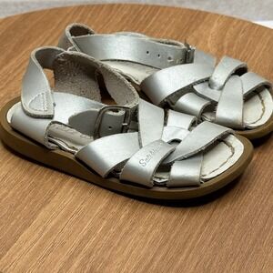 Salt Water Sandals Silver Leather Classic Strappy Toddler Baby Girl Size‎ 5